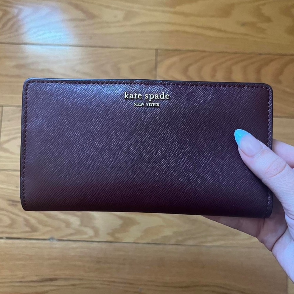 Kate Spade bifold wallet
